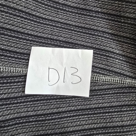 Lululemon Wunder Under Crop II Women's 4 Textured Stripe Slate Deep Coal Gray - Picture 7 of 7